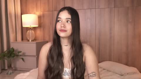 Snapshot of _meghan_gomez1_ chatting on November 2025 11:37:02 PM online show from November 2025 11:37:02 PM