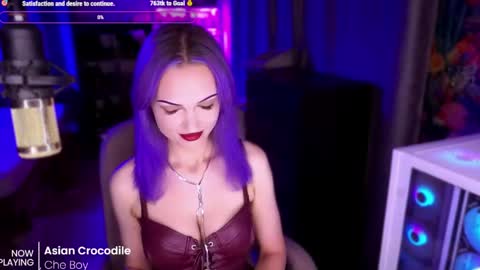 Mistress Milana online show from June 2026 06:32:02 PM