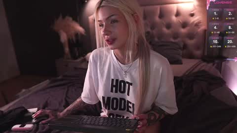 Sasha online show from February 2025 03:23:02 AM