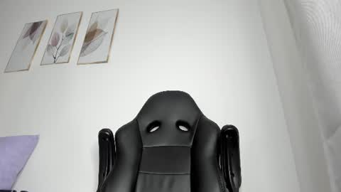 Snapshot of _molly_rosse_ chatting on July 2026 12:00:01 PM _molly_rosse_ online show from July 2026 12:00:01 PM