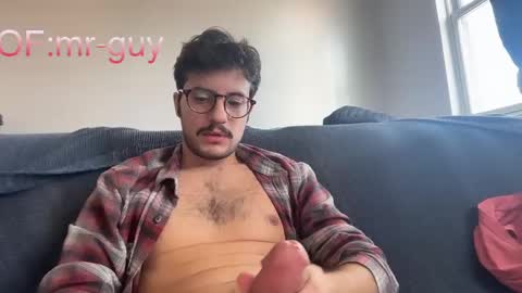 _mrguy_ online show from October 2025 04:19:02 PM
