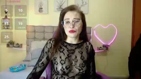 _naomi_s online show from July 2026 01:46:02 PM