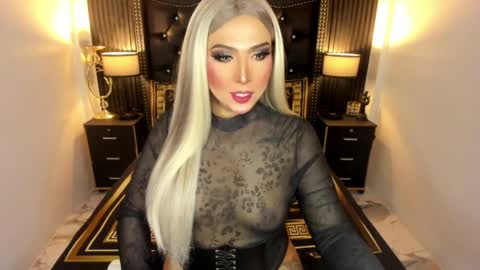 _natashacooper_ online show from May 2026 07:24:02 AM