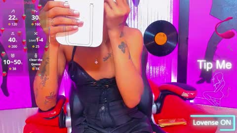 Nicky  Please help me with your thumbs up its importan online show from March 2026 09:43:01 PM