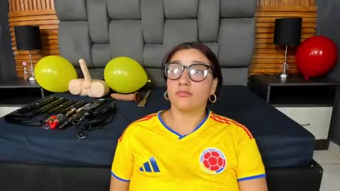  NicoleSweet1 online show from June 2026 08:54:01 PM