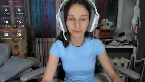 Snapshot of _nika_kik chatting on July 2026 05:48:02 PM Nika online show from July 2026 05:48:02 PM