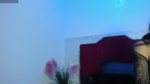 Pau online show from July 2026 12:44:01 PM