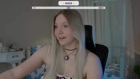 Viktoria online show from November 2025 09:31:02 AM