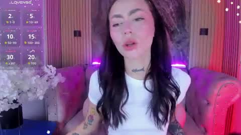 Snapshot of _sabrinaa_1 chatting on June 2026 08:11:02 PM Sabrina online show from June 2026 08:11:02 PM