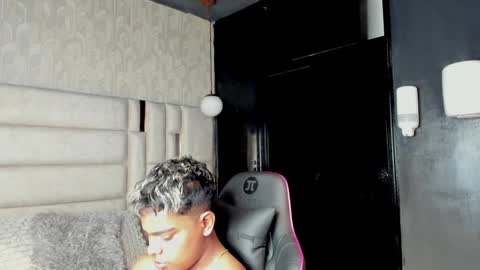 _sammy_ice online show from February 2025 10:15:01 AM