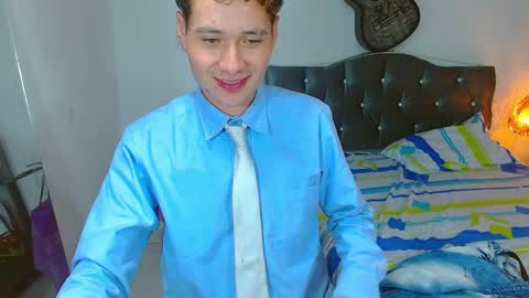 santi online show from April 2026 12:24:01 PM