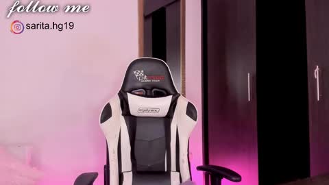 Snapshot of _sara_hernandez chatting on January 2025 01:15:01 AM Sara intagram online show from January 2025 01:15:01 AM