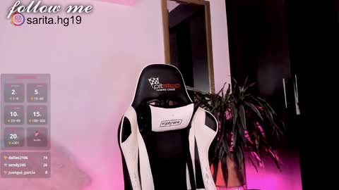 Snapshot of _sara_hernandez chatting on February 2025 10:25:02 AM Sara intagram online show from February 2025 10:25:02 AM