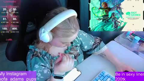 Snapshot of _sofia_adam_ chatting on May 2026 08:20:01 AM pups online show from May 2026 08:20:01 AM