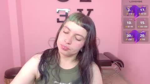 Snapshot of _sofia_smith1 chatting on June 2026 01:26:02 PM Sofia online show from June 2026 01:26:02 PM