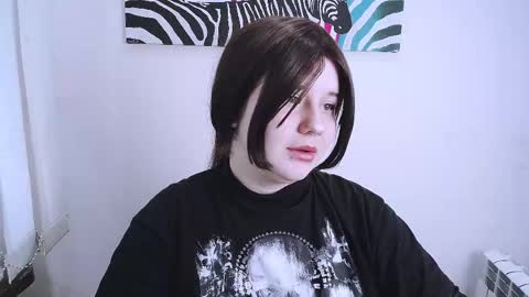 Mina online show from April 2026 07:33:02 AM