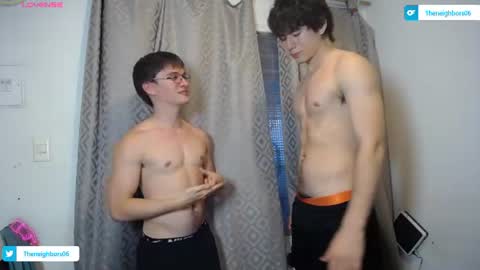 Snapshot of _the_neighbors chatting on June 2026 10:58:02 PM Scot y Patrick online show from June 2026 10:58:02 PM