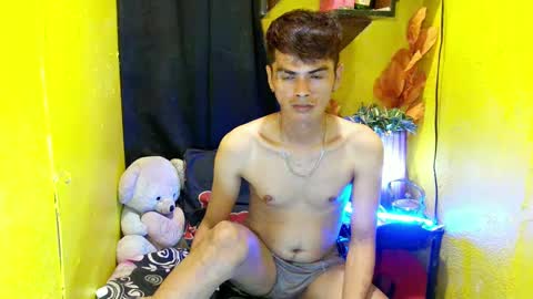  Urjerick online show from February 2025 04:25:02 PM