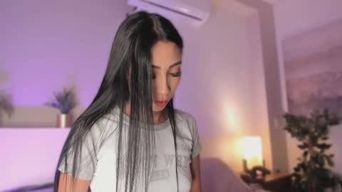 Snapshot of _victoria_lee chatting on June 2026 12:22:02 PM Victoria online show from June 2026 12:22:02 PM