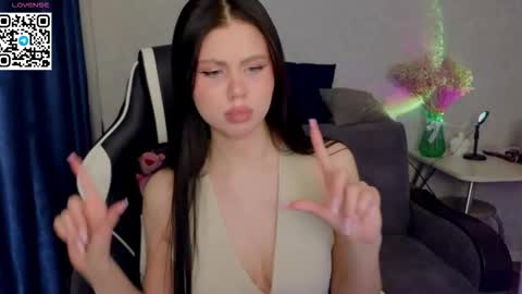 Fiona and Wayne online show from March 2026 05:52:01 PM