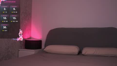 Fenka online show from November 2025 10:27:01 AM