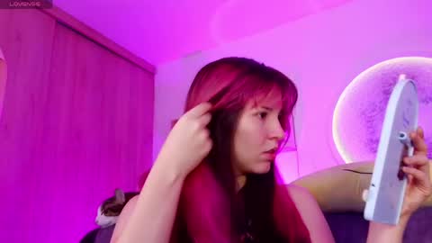 _yourcherrybomb online show from April 2026 09:15:01 PM