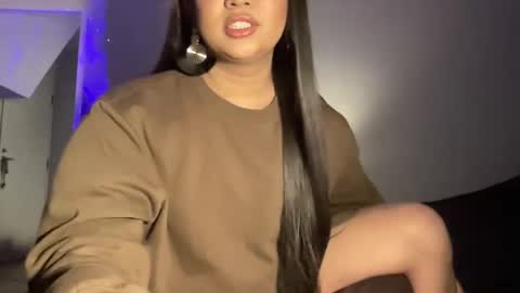 _yoursatisfaction_ online show from January 2025 11:33:02 PM