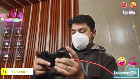 Sleepy owl online show from January 2026 09:01:02 AM