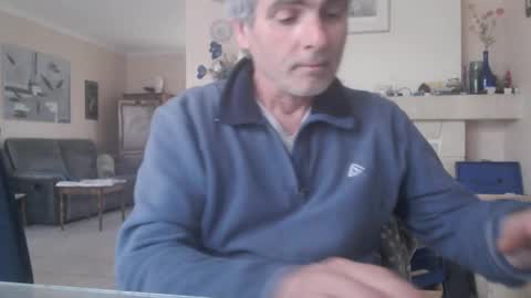 Aalex1717 online show from April 2026 12:53:02 PM