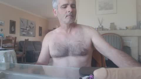 Aalex1717 online show from July 2026 06:09:02 AM