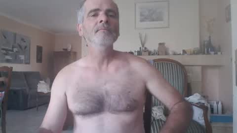 Aalex1717 online show from July 2026 05:32:01 AM