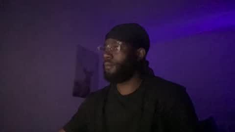 Snapshot of aaravostraces chatting on April 2026 12:04:01 AM 99 online show from April 2026 12:04:01 AM