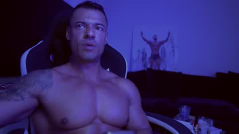 aaronblazee online show from May 2026 05:07:01 PM