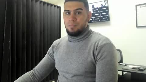 ig aaron hunter123 online show from February 2026 03:11:02 PM