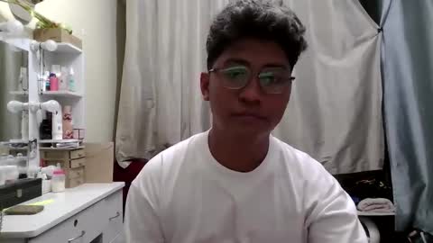 Snapshot of aasher15 chatting on March 2026 09:21:02 AM aasher15 online show from March 2026 09:21:02 AM