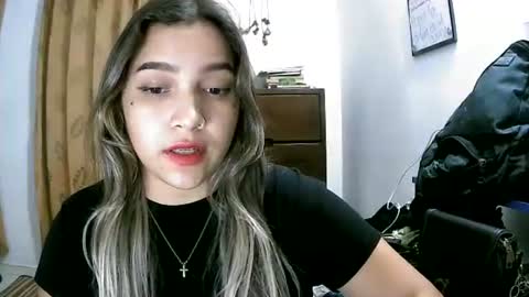 Snapshot of abbie_23 chatting on June 2026 09:25:01 AM Abbie cute online show from June 2026 09:25:01 AM