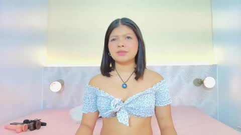 abby_coper1 online show from May 2026 12:23:01 PM
