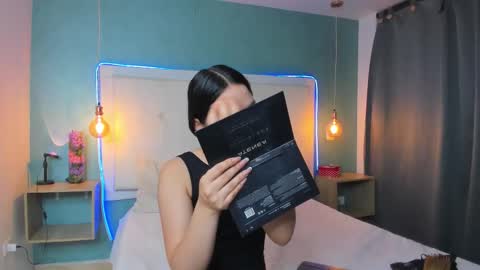 Abby Dixon  online show from March 2026 11:47:02 AM