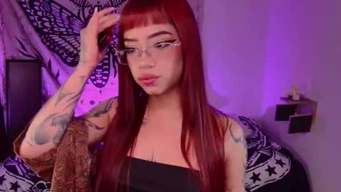 Snapshot of abbylizzyxx chatting on November 2025 11:59:01 PM Abby Lizzy online show from November 2025 11:59:01 PM