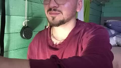 Hookiehax online show from April 2026 06:49:01 AM