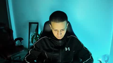 Independence model AbelAsburgo online show from January 2026 11:25:01 PM