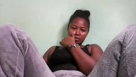 abella677022 online show from March 2026 06:25:01 PM