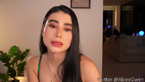 abie_owen online show from June 2026 12:22:02 AM
