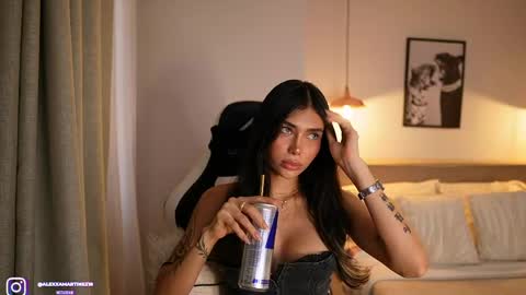 Snapshot of abril_w18 chatting on May 2026 09:43:01 PM My name is Alexa. Please say hello I like to chat with you. If you have requests please use tip online show from May 2026 09:43:01 PM