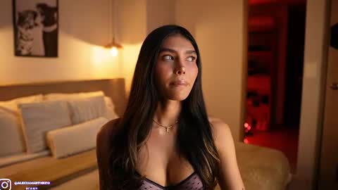 Snapshot of abril_w18 chatting on June 2026 09:39:01 PM My name is Alexa. Please say hello I like to chat with you. If you have requests please use tip online show from June 2026 09:39:01 PM
