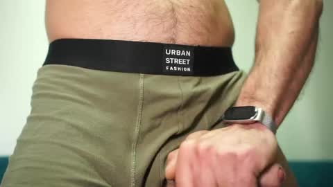 adam_fucks online show from April 2026 04:04:01 AM