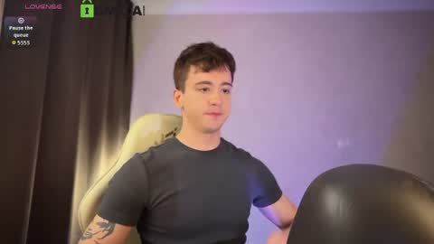 Hi Im Adam Glad to see u here 3 And its my first day online show from June 2026 12:22:01 PM