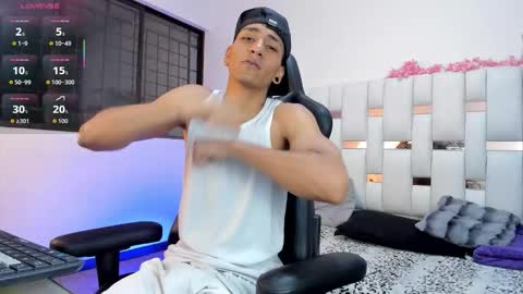 Snapshot of adan_oriol chatting on February 2026 04:24:02 AM Adan Oriol online show from February 2026 04:24:02 AM