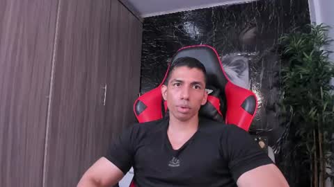 Snapshot of adan_sin1 chatting on June 2026 04:15:01 PM Adan Sin online show from June 2026 04:15:01 PM