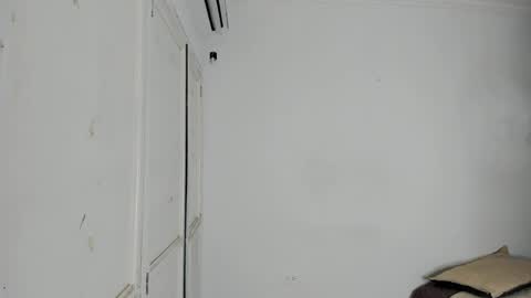 Adela online show from April 2026 11:58:01 AM